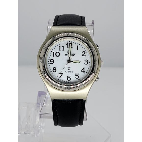 Men’s On-Time Atomic Radio-Controlled Watch – White Dial, Black Leather Strap - Picture 2 of 9